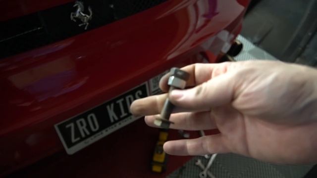 Ferrari Problems. My exhaust pipe nearly FELL OFF! смотреть онлайн