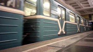 Номерной прибывает на станцию «Сокольники» СЛ