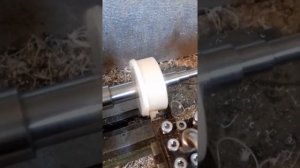 Изготовление втулки скольжения из капролона / homemade bushing slipping  of Polyamid - PA