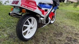 1993 HONDA MOTORS VFR400R WALK AROUND VIDEO!