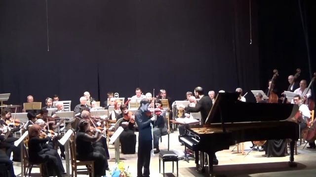 Концерт студентов ВКИ им. В.Гергиева. Дирижер - Заурбек Гугкаев. 26.05.16г.-9 смотреть онлайн