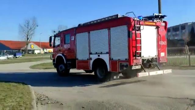 TRĄBY !!! Wyjazd !!! 481[G]21 GBA 2.5/16 Mercedes Benz Atego 1329/MT - JRG Malbork смотреть онлайн