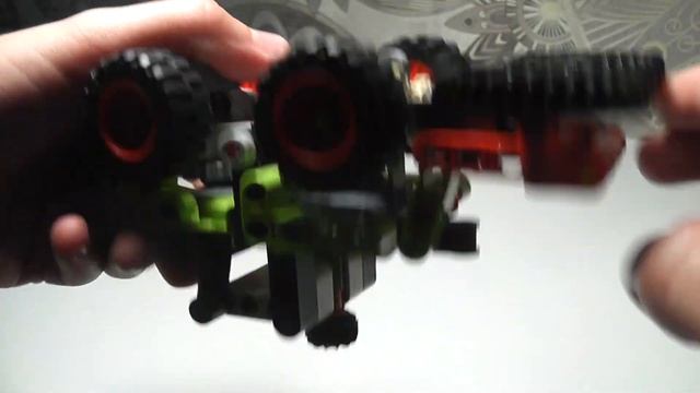 обзор лего техник 42102 мини трактор CLAAS смотреть онлайн