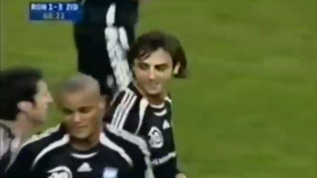 Dimitar Berbatov (Amigos Zidane) - 22/12/2005 - Amigos Ronaldo 2x4 Amigos Zidane - 1 gol смотреть онлайн