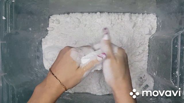 ASMR Relax. Gym Chalk. Хруст руками асмр мну мел для спортсменов - спортивную магнезию смотреть онлайн