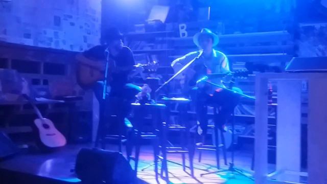 Сламените шапки - Любовни сонети (LIVE 15.07.2016 клуб Библиотеката) смотреть онлайн