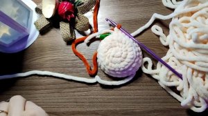 Вяжем плюшевые игрушки (амигуруми) крючком. Меняем незаметно цвет нити