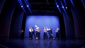 Уно моменто ?