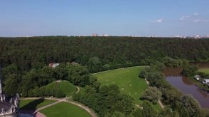 Церковь Знамения Пресвятой Богородицы в Дубровицах (Церковь в Дубровицах, Подольск) cinematic drone