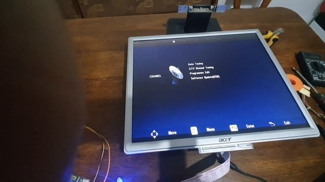 Transformare Monitor ACCER în TELEVIZOR LCD смотреть онлайн