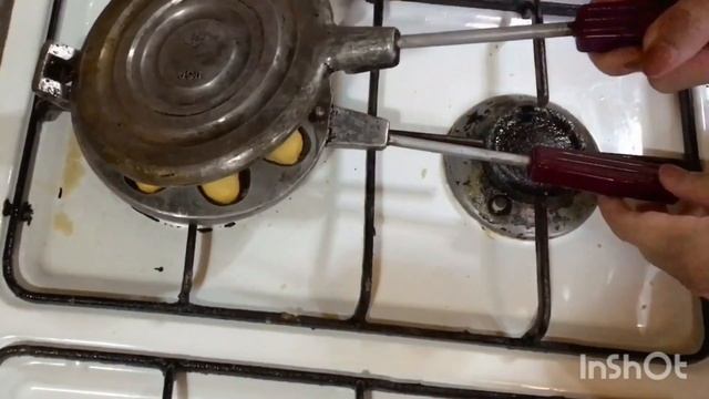 СОВЕТСКИЕ ВКУСНЫЕ ОРЕШКИ С ОРЕШНИЦЕЙ НА ГАЗУ РЕЦЕПТ ОТ БАБУШКИ. ОРЕШКИ СО СГУЩЁНКОЙ.#орешки