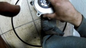 Константин Перфилов |   Замена помпы Tayota land cruiser