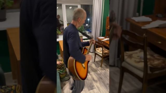 Пляшет в 63 года смотреть онлайн