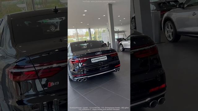 2023 Audi S8 (571hp)