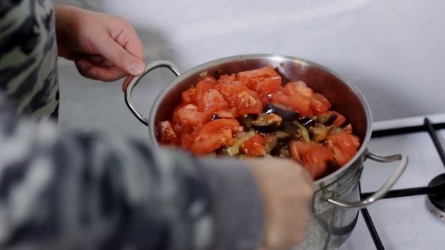 БАКЛАЖАНЫ на зиму! В томатной заливке, впрок. Проверка рецепта из интернета / Вып. 316 смотреть онлайн