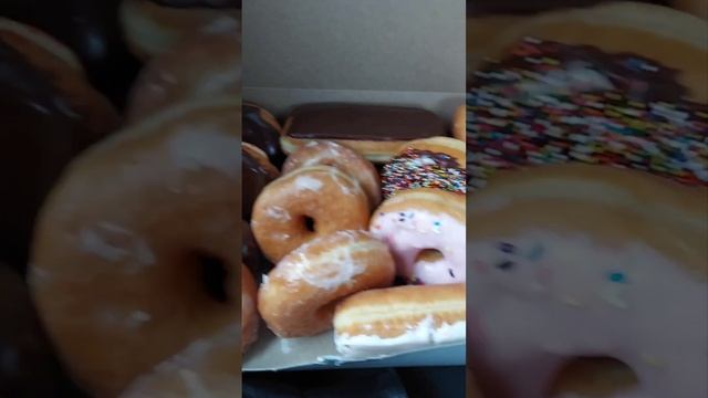 My Sister's Lil Donut Shoppe | Fresh, Delicious Donuts Sell Fast | Downtown Oswego, Illinois