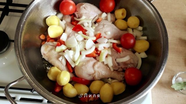 Штрули с курицей и овощами, можно готовить в казане на живом огне.