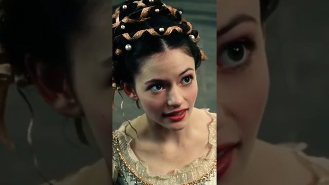 Mackenzie Foy ❤️ The Nutcracker and the Four Realms Whatsapp Status