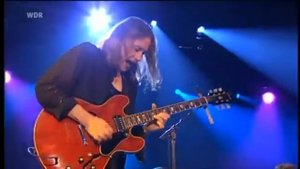 Robben Ford - Cannonbal Shuffle.