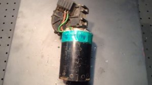 Моторчик стеклоочистителя передний для Audi 80/90 [B3] 1986-1991;80/90 [B4] 1991-1994