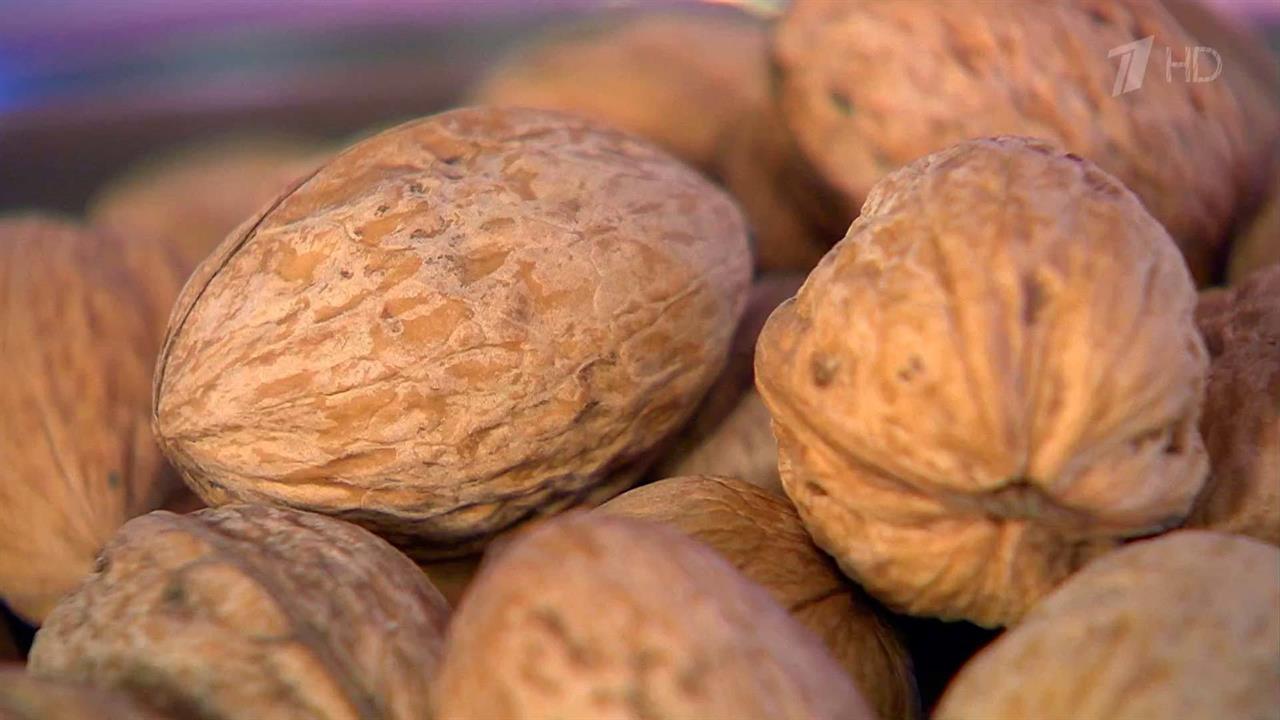 Грецкий орех: о вкусе и пользе. Жить здорово! Фрагмент выпуска от 02.11.2016