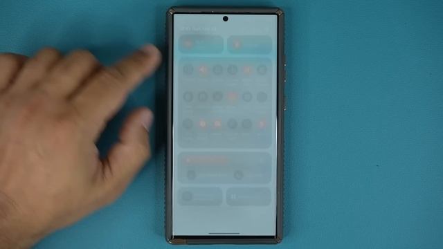Powerful One UI 6.0 Update Adds New Features to Samsung Galaxy Phones! - What's New? смотреть онлайн