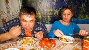 МУКБАНГ // КИШКОБЛУД ИЗ ДЕРЕВНИ ЖРЕТ БЕЗ МЕРЫ