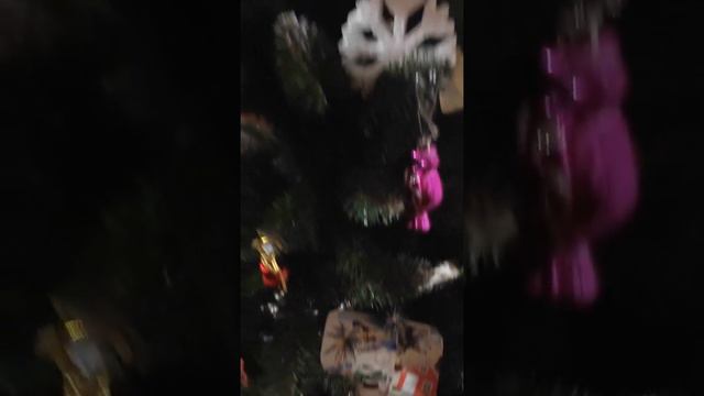 елка , как нарядить ёлку , ель , украсить ёлку смотреть онлайн