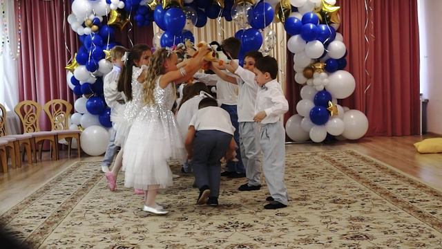 Выпускной Вики из садика