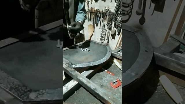 А у Вас есть русская печь! Кованая заслонка для печи. #русскаяпечь #барбекюкомплекс смотреть онлайн