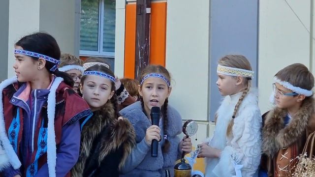 День Народного Единства 3 класс "Афина" 92 Гимназия Краснодар смотреть онлайн