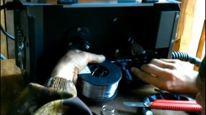 Краткий обзор, распаковка, полуавтомат G-OFLAS  MIG 120 , учимся варить проволокой.