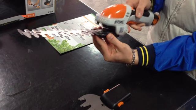 STIHL HSA 25 tagliasiepi a batteria manuale trimmer смотреть онлайн
