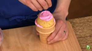 Как приготовить конусное мороженое (англ)