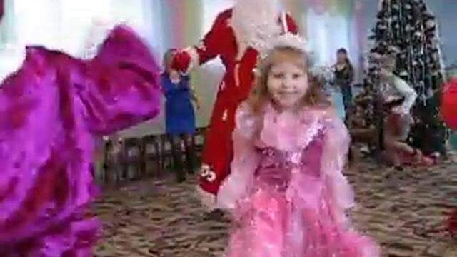 Дед Мороз умотал деток Томск смотреть онлайн