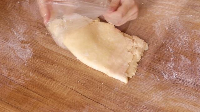 СЛОЁНОЕ ПЕЧЕНЬЕ " ЯЗЫЧКИ" ПРОСТОЕ и Лёгкое Тесто. Понравится ВСЕМ! ВКУСНАЯ ВЫПЕЧКА К Чаю. Без Яиц
