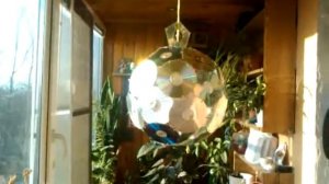 Шар из CD дисков