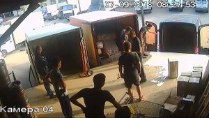 Балон с пивом взорвался в лицо