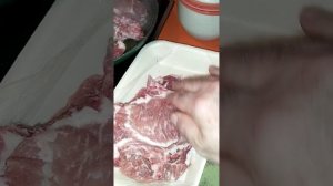 Как выглядит мясо поросят иберико