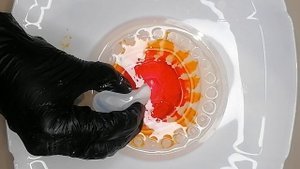 Яркий 3D цветок - рисуем эпоксидной смолой