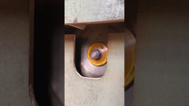 Распиловочный станок. Старый друг — лучше новых двух! #столярка #мебель #столярнаямастерская смотреть онлайн