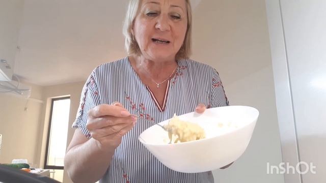 Мои кулинарные способности.Готовим оладьи из кабачков.