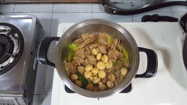 Braised Leeks (炖韭葱)