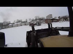 Чищу снег и рассказываю как я работаю на экскаваторе-погрузчике.