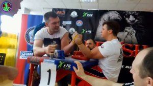 ROMAN FILIPPOV -  RUSSIAN KINGS MOVE - ARMWRESTLING / Роман Филиппов - Верх, Крюк и Кингс Мув
