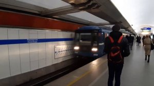 Санкт-Петербург, станция метро Пионерская