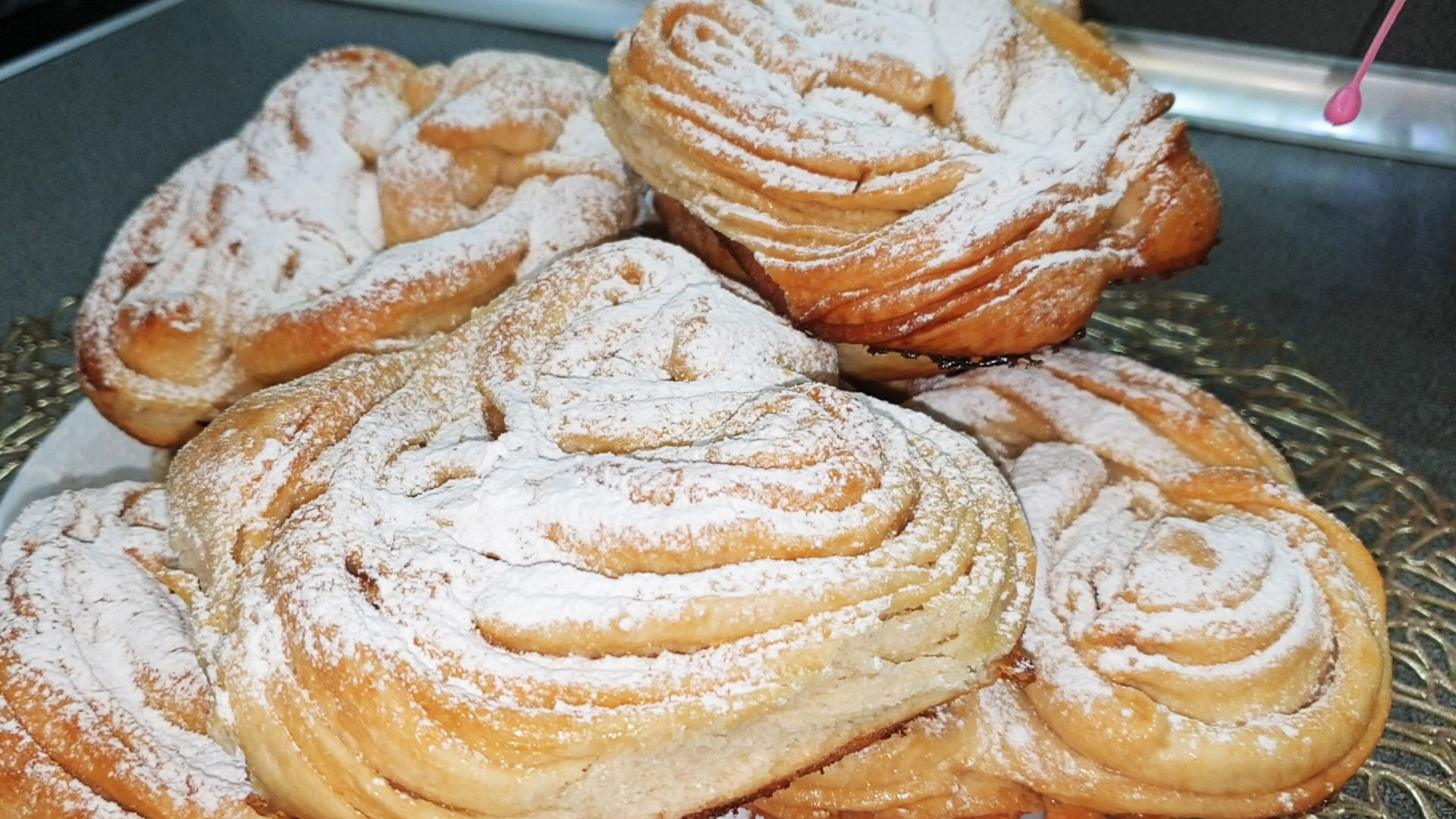 САХАРНЫЕ ПЛЮШКИ, тают во рту, очень вкусные булочки!