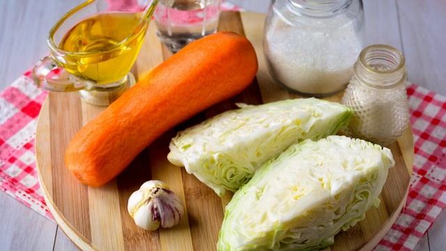 Суточная капуста с морковью