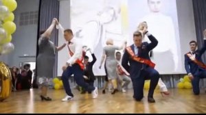 «Нарисую мелом, напишу» — последний звонок 14 июня 2019