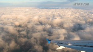 Взлет самолета над облаками.Выше облаков